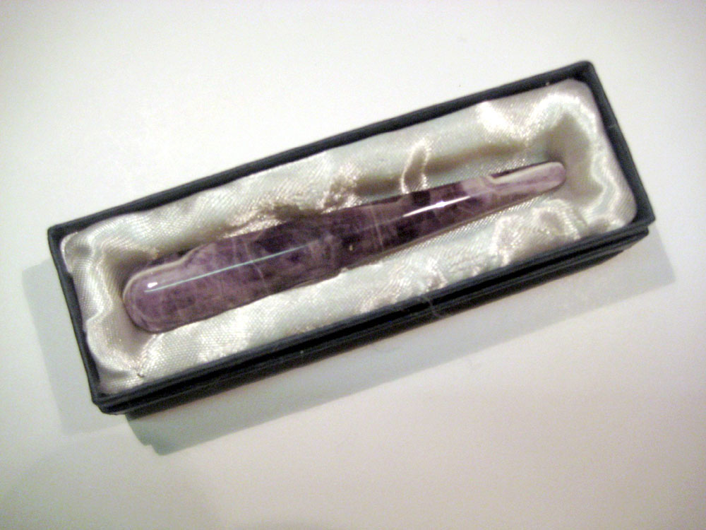 Massagestab im Etui Amethyst